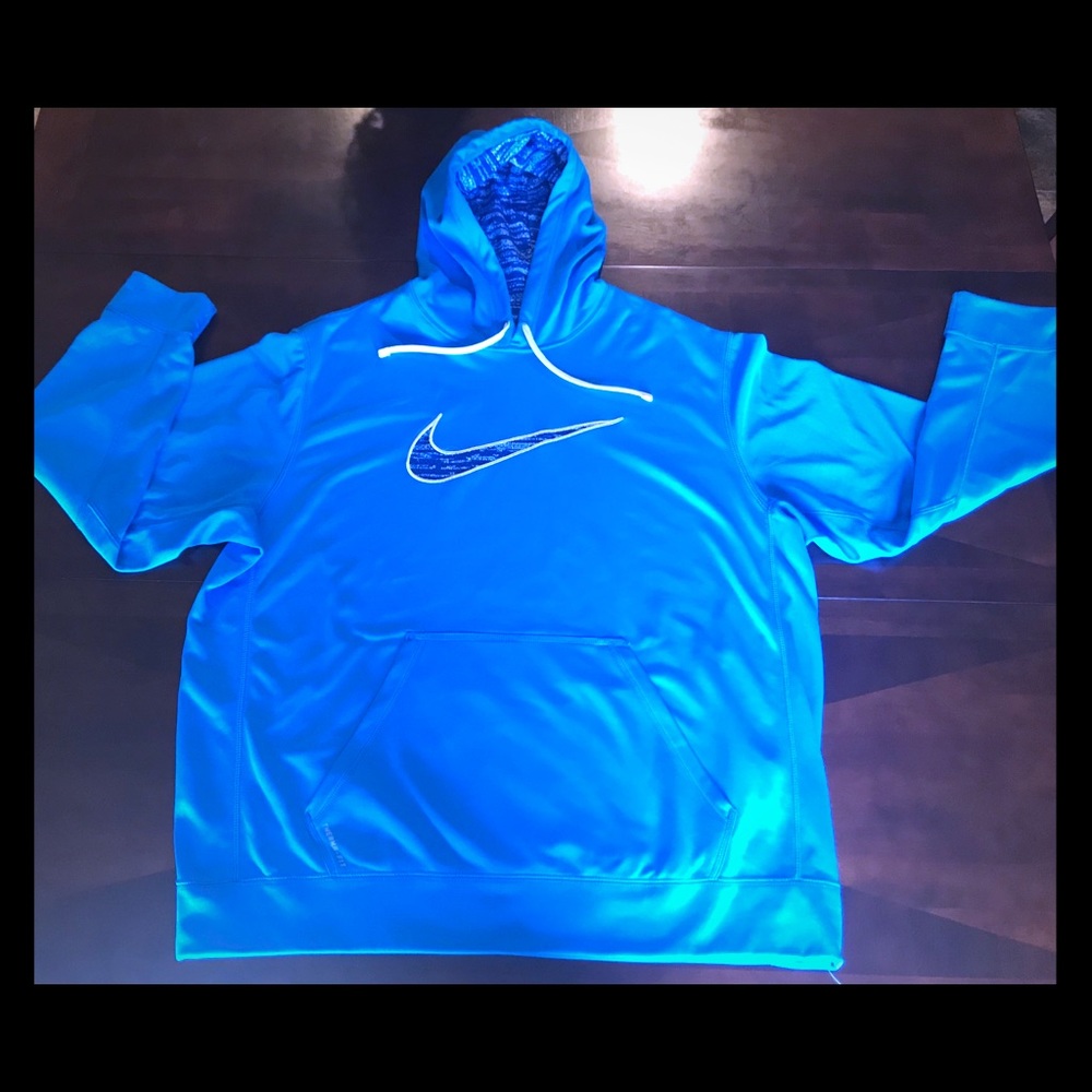Nike Dri-fit sweatshirt